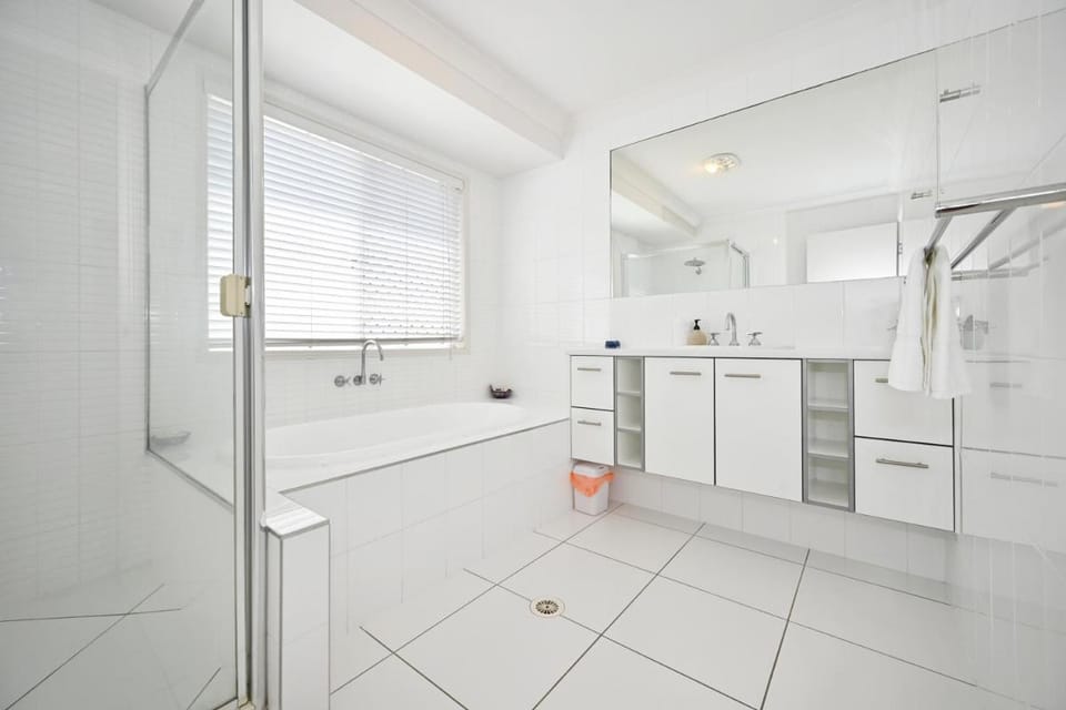 Beach House Getaway - Stylish, Kms of Beach ZA1 Vacation rental in Sunshine Coast