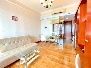 2Q Apartment rooftop pool Apartment in Ho Chi Minh City