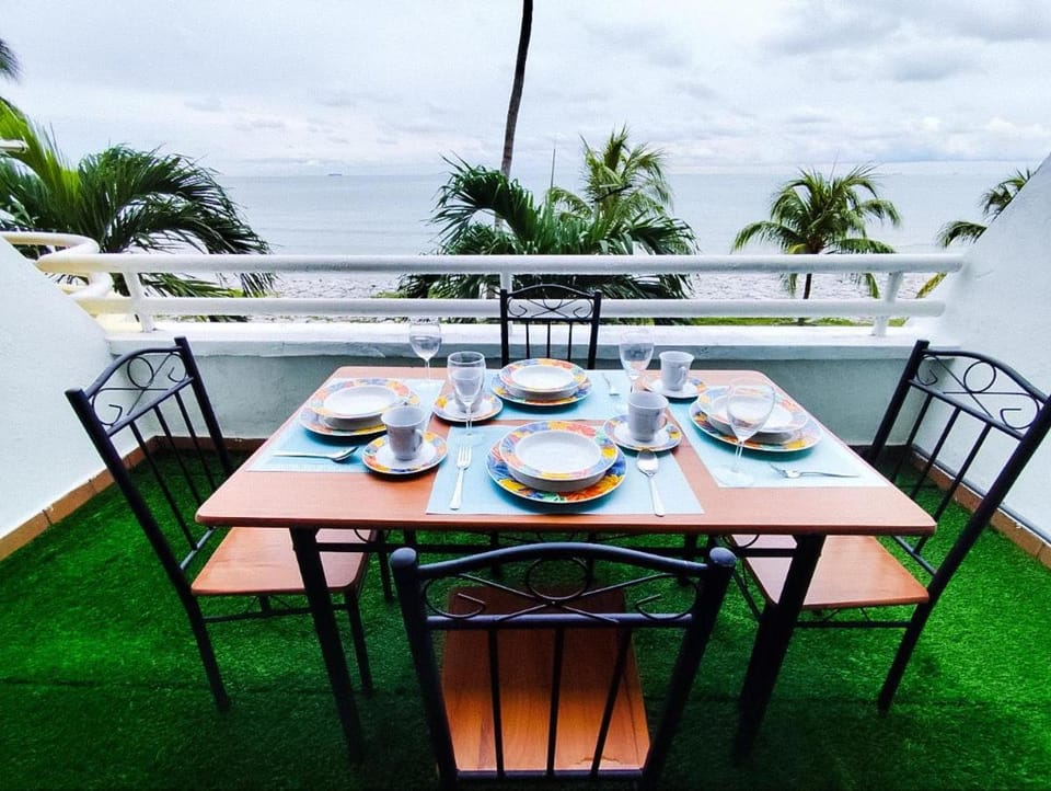 Seaview 6pax, 1-BR Regency Tanjung Tuan y Idealhub Apartment in Port Dickson