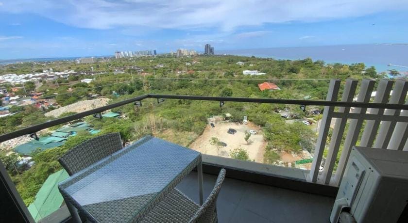 Ma Roberta@Tambuli Residenz 2 Bed Room Unit 7 Fl. Apartment in Lapu-Lapu City