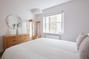 5VH Virginia House, 31 Bloomsbury Way Apartment in City of Westminster