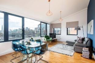 Mulberry South Penthouse by City Living London Apartment in London Borough of Islington