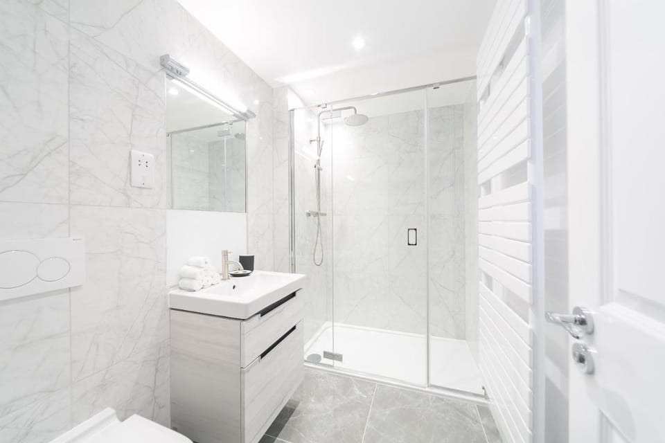 Urban Chic – Drury Apartment in City of Westminster