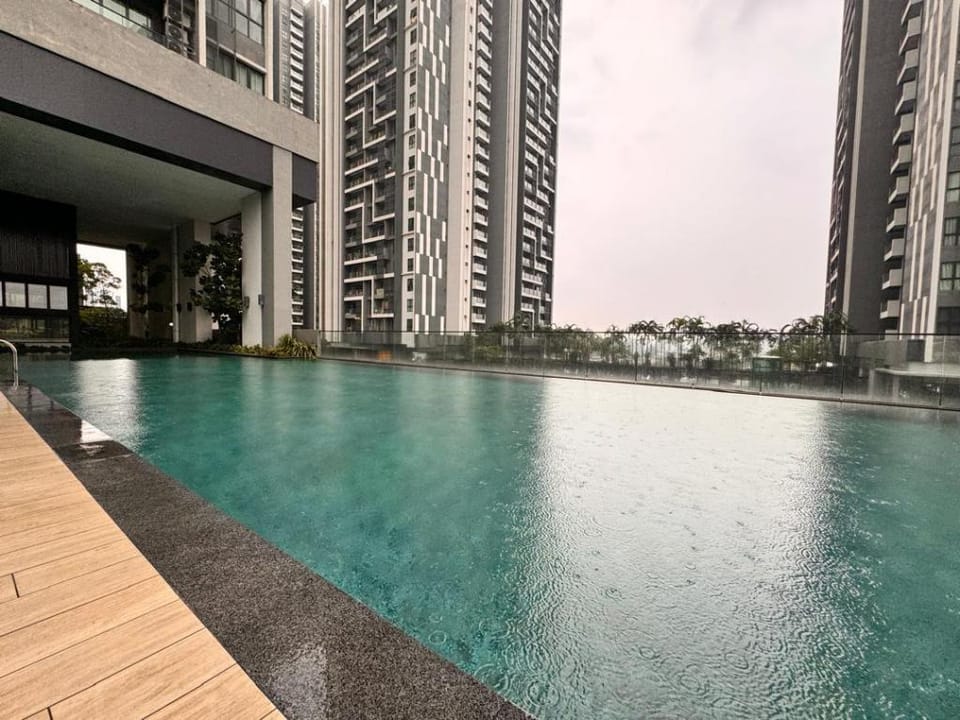 MidValley Sunway 3R2B 6Pax Free 2Carpark Citizen 2 Apartment in Petaling Jaya