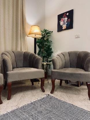 Khyz Views Executive Suite Apartment in Punjab