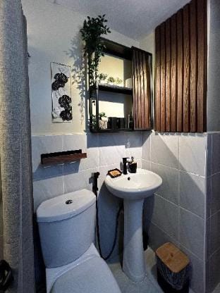 Nomads’ Haven - a budget friendly, Zen Studio. Apartment in Lapu-Lapu City