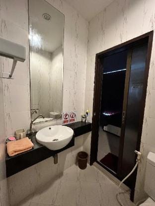 Paradise Breeze Apartments 2bed Apartment in Phuket