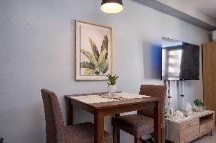 Azure Haven Apartment in Lapu-Lapu City