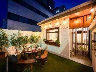#Sinchon#Hongdae#Myeongdong#Korean Traditional House with Garden in the City Vacation rental in Seoul