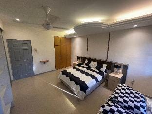 Permas Jaya near Senibong Cove CIQ KSL Mid Valley Vacation rental in Johor Bahru
