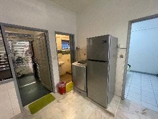 Permas Jaya near Senibong Cove CIQ KSL Mid Valley Vacation rental in Johor Bahru