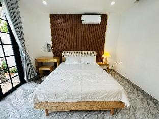 VIDANANG POOL VILLA DA PHUOC 2 NEAR SEA, 3 BEDROOM Villa in Da Nang