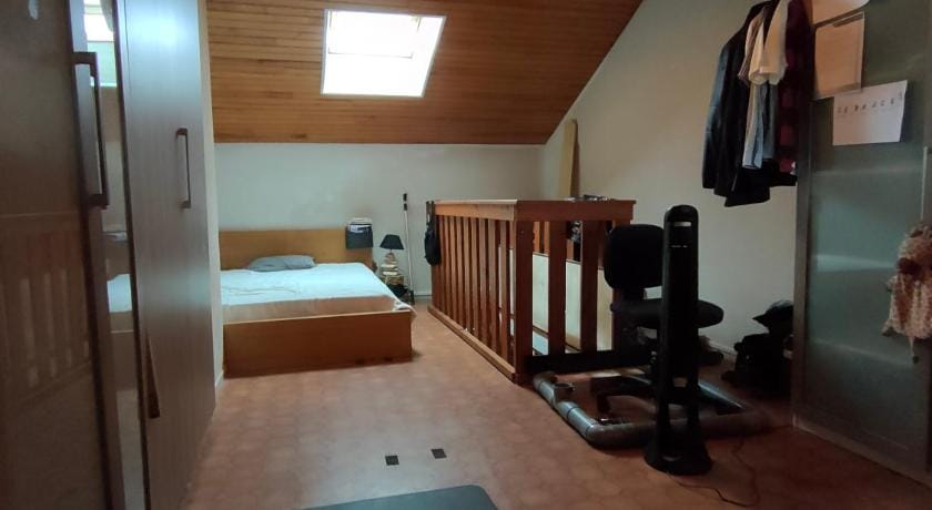 Chambre Chez l'Habitant BIDART, 300 M Plage,Mairie Apartment in Bidart