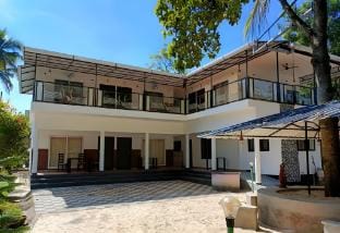 Mary's Destiny Home stay and Dining Apartment in Kerala