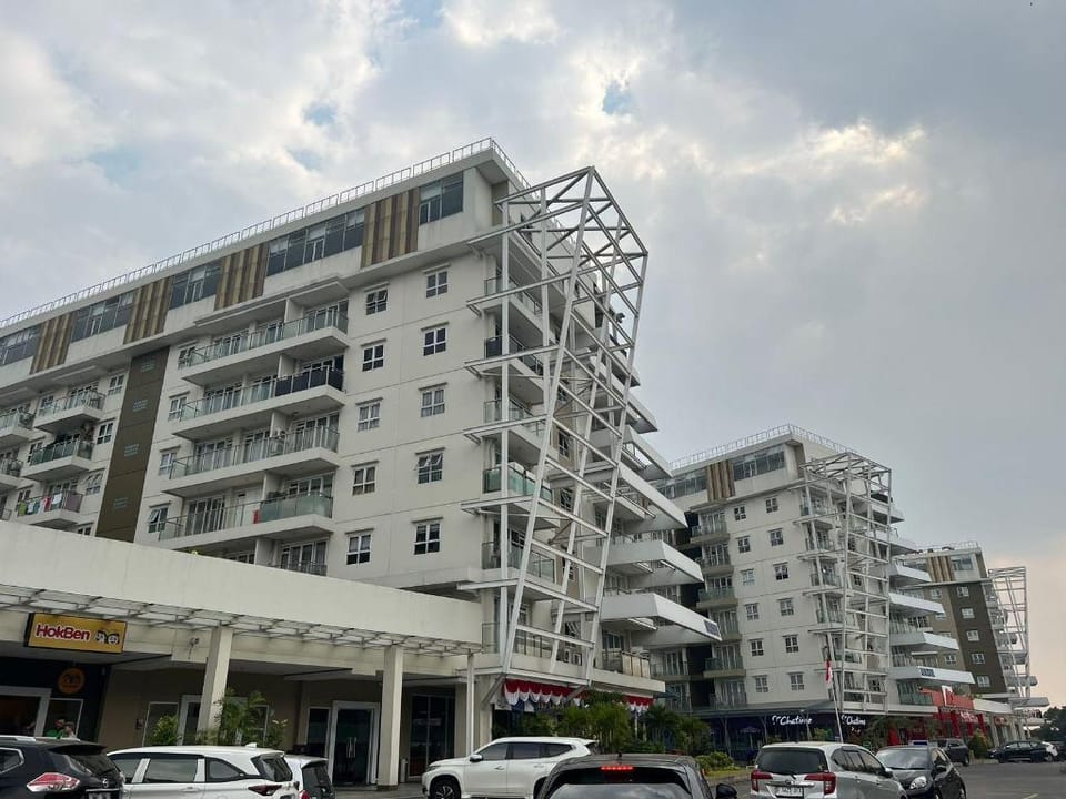 OYO 93922 Apartemen Gateway Pasteur By Sinta Hotel in Bandung