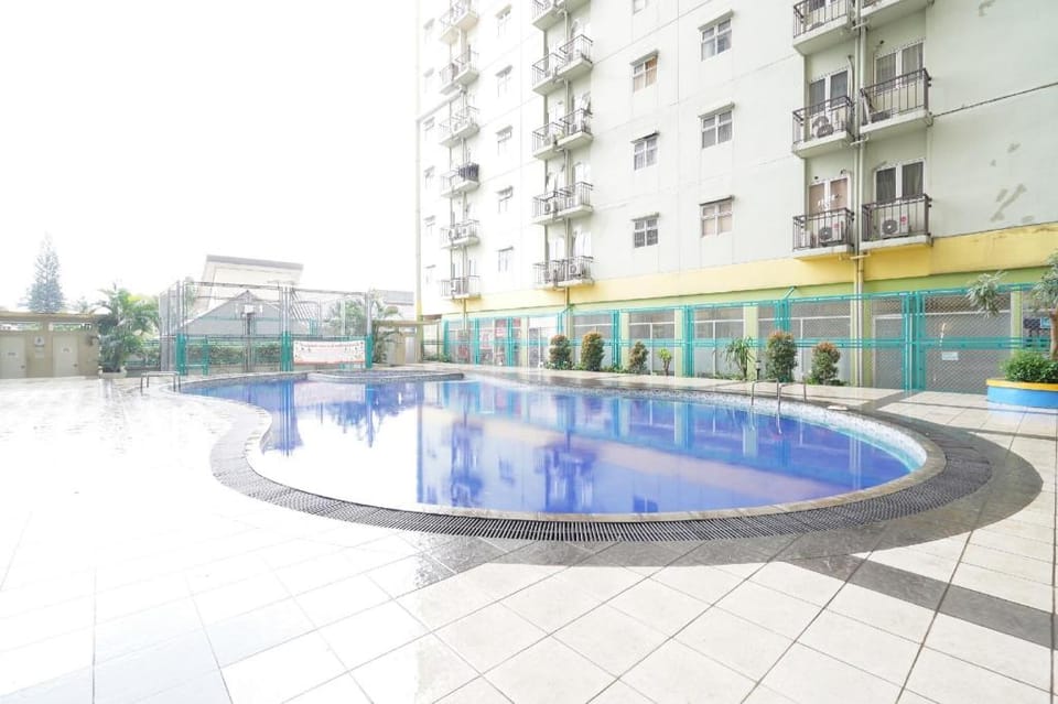 OYO 93928 The Metro Suites Apartment By Nn Rooms Hotel in Bandung