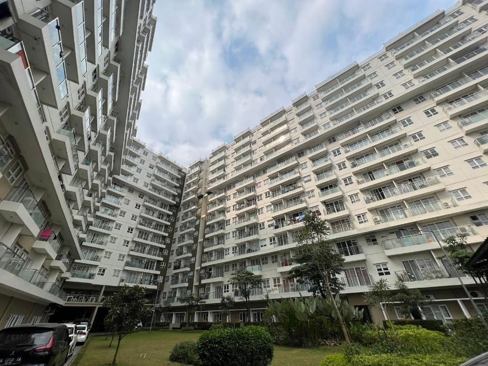 OYO 93934 Apartemen Gateway Pasteur By Groom Hotel in Bandung