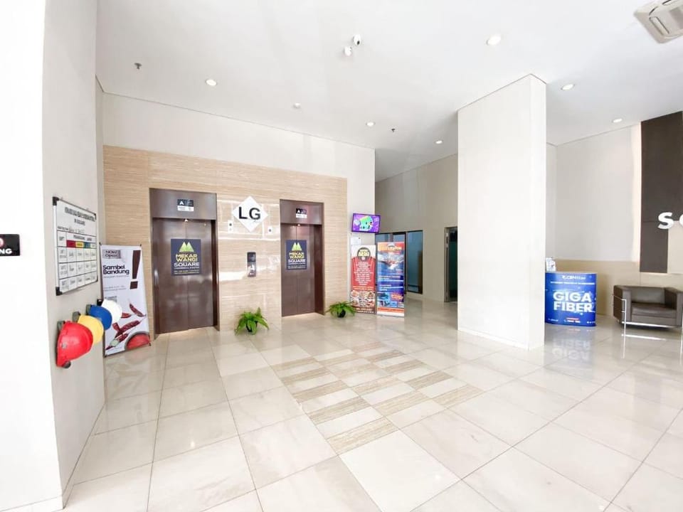 OYO 93940 Apartemen Mekarwangi Square By Lina Hotel in Bandung