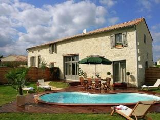 Villa in France with Private Pool  Garden Vacation rental in Nouvelle-Aquitaine