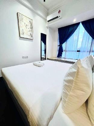 Paradise SeaView 1BR Dual-Key R&F Princess by ANJU Apartment in Johor Bahru