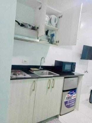 Affordable and Cozy Studio Near De salle 21 Apartment in Manila City