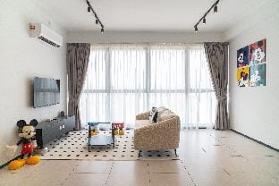 MICKEY MAGIC SUITE @ SEAVIEW Apartment in George Town