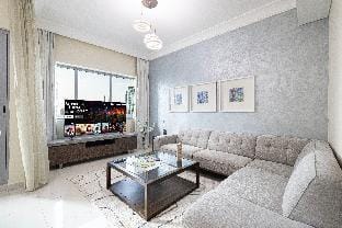 Minute-Walk to Dubai Mall, 3 BD Burj Khalifa view Apartment in Dubai