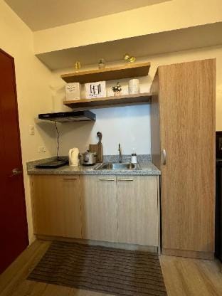 Enya's Haven 1 Studio-Type for 4 Apartment in Bacolod