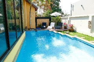 November T Pool Villa 2.Pattaya Villa in Pattaya City