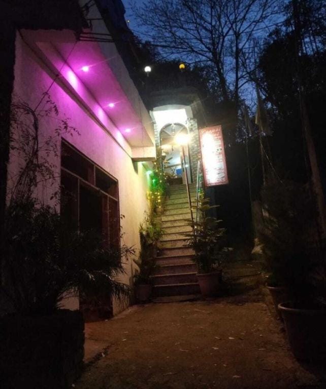 Goroomgo Balaji Home Stay Himachal Pradesh Hotel in Himachal Pradesh