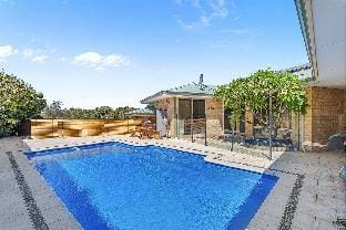 Beachside pool home  Vacation rental in Perth