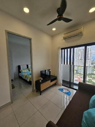 M Suite 4 @ Menjalara, 5 min Desa Park City Apartment in Petaling Jaya