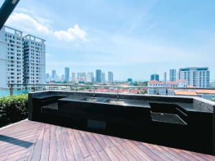 YueLai Inn-Seaview Studio at George Town Apartment in George Town