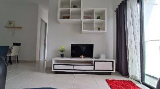 M Suite 5 @ Menjalara, 5 min Desa Park City Apartment in Petaling Jaya