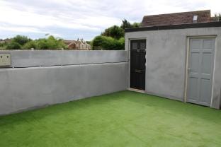 King Studio Apartment in Romford