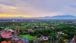 Apartemen Trans Park by Housleep Apartment in West Java