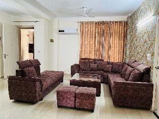 Welcome! Stunning flat available for your stay! Vacation rental in Punjab, India