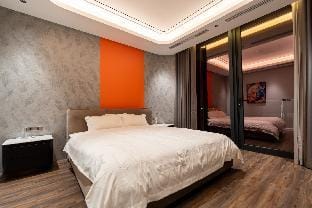 LUXURY VILLA  WITH 6 BEDROOMS 650M2 Villa in Da Nang