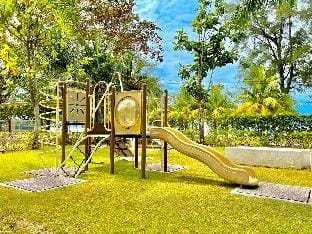 By The Sea, Penang 'M2 Vacation rental in Batu Ferringhi, Penang, Malaysia