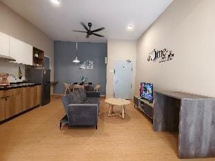 LV15 PoolView Kuantan | 1-5 pax | Vhomestay Apartment in Pahang, Malaysia