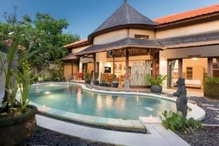 Unique 4BR Private Pool Villa In Jimbaran Villa in Bali