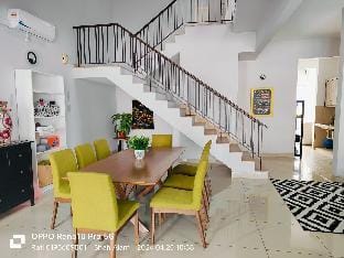 Charming modern 2 storey Elmina Subang Airport  Vacation rental in Selangor, Malaysia
