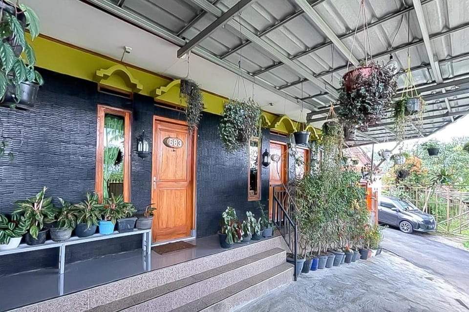 Pondok Yanti Sarii RedPartner Hotel in West Java