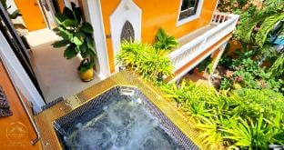 WOWLAND Luxury Pool Villa Pattaya Walking Street Villa in Pattaya City