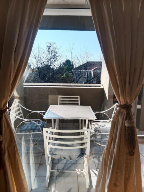 A home away from home  Apartment in Sandton