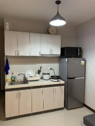 Seaview Condo Hotel near Mactan Cebu Airport Apartment in Lapu-Lapu City