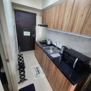 Condo Unit @ AVIDA Sucat Tower 9 near NAIA Airport Apartment in Las Pinas