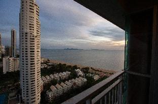 Sea view from the bed Apartment in Pattaya City
