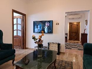 Maadi Nile view cosy apartment  Apartment in Cairo Governorate