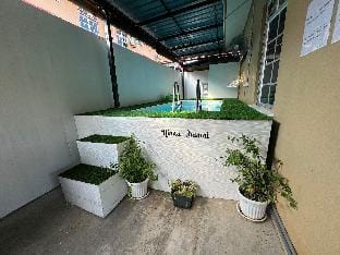 Ujana Damai - Cosy 5BR by the beach with pool Vacation rental in Terengganu, Malaysia